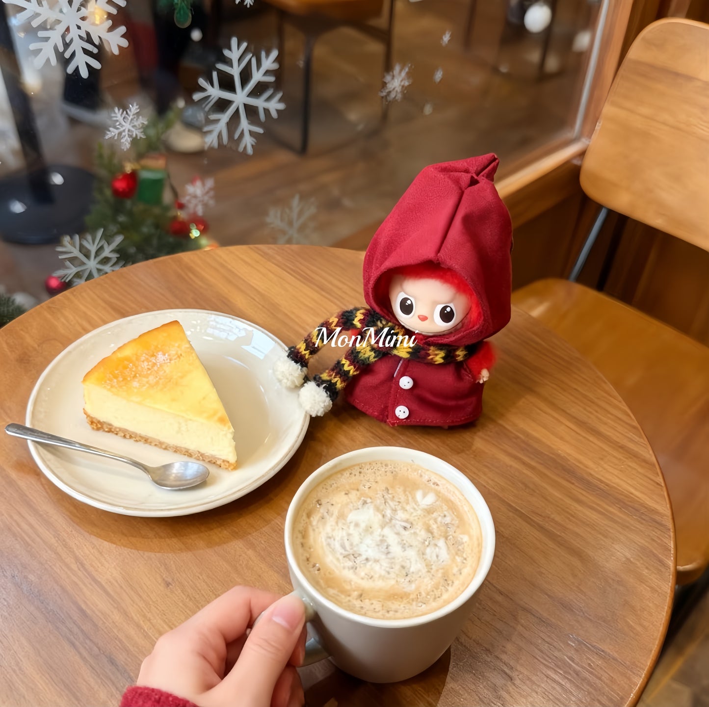 10cm The Mini Monsters Labubu Wizard Robe Lm008